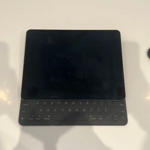 Apple iPad with attached keyboard
